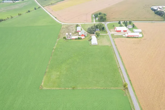 $599,900 | W12040 Sullivan Road, Portland, WI 53594