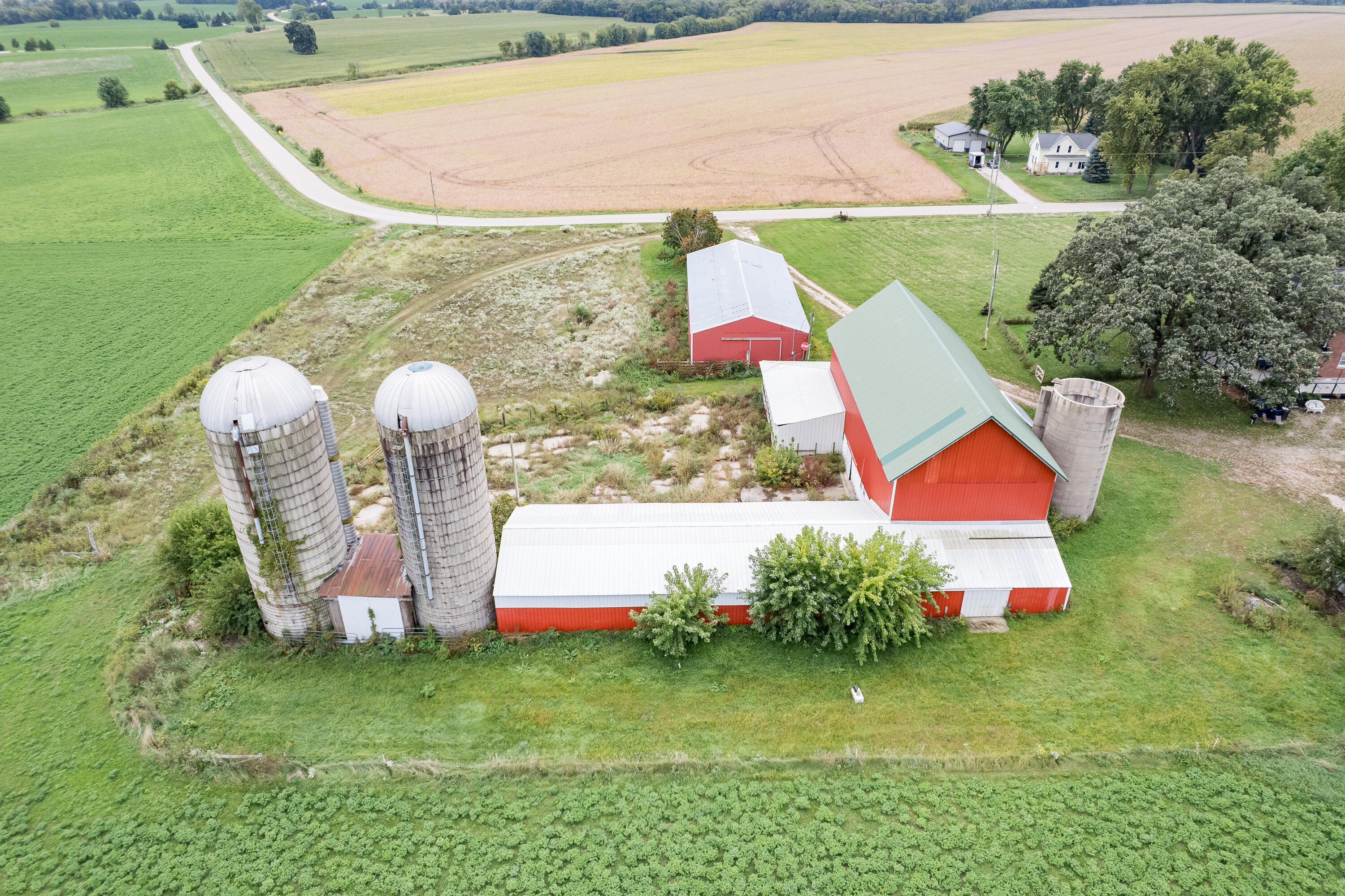 W12040 Sullivan Road Portland, WI 53594 - Photo 8 of 45 Aerial barn view