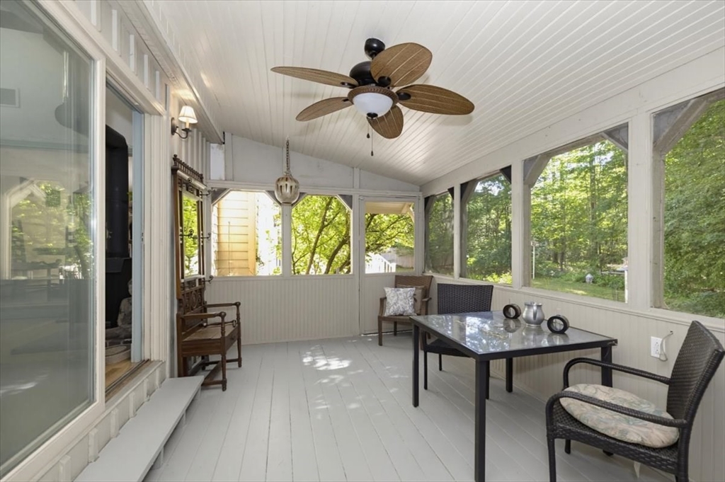 69 Hall Street Dunstable, MA 01827 - Photo 11 of 40