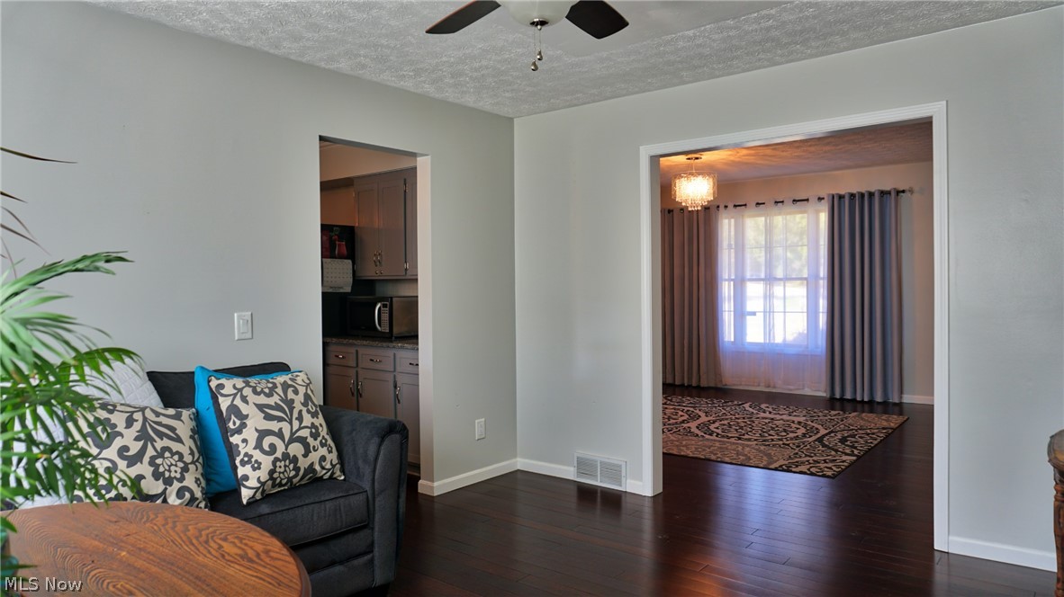 4609 Mt Pleasant Road Dover, OH 44622 - Photo 15 of 35 Gallery Image 15