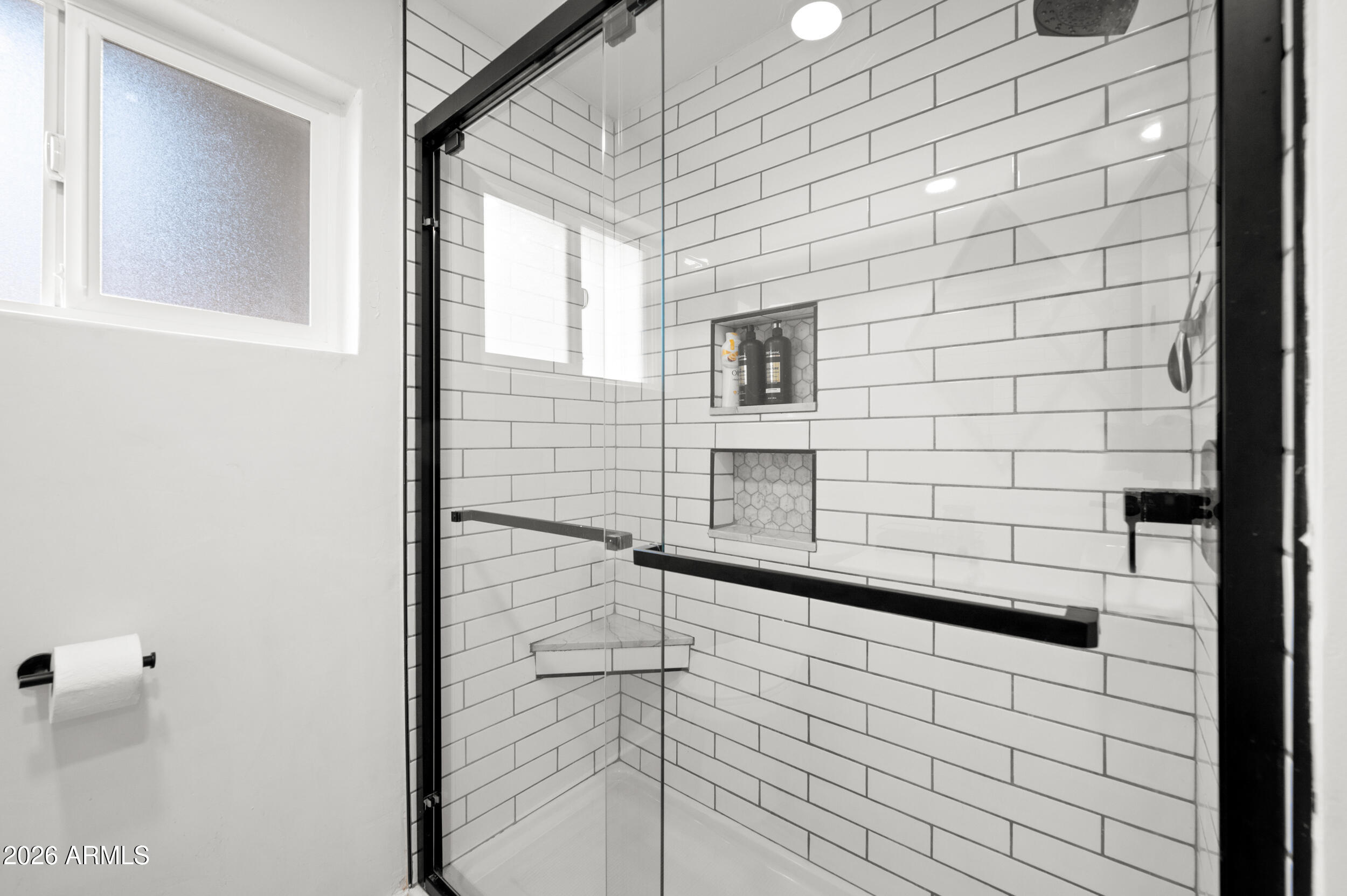 9829 North 4th Avenue Phoenix, AZ 85021 - Photo 26 of 32 Hall Bathroom