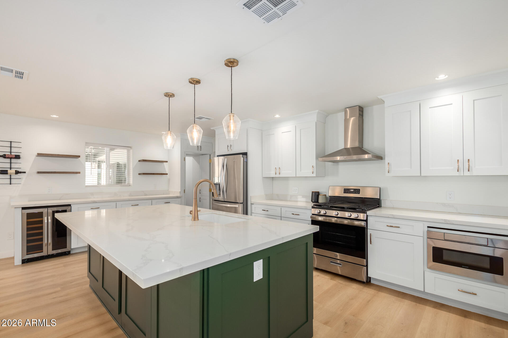 9829 North 4th Avenue Phoenix, AZ 85021 - Photo 3 of 32 Kitchen