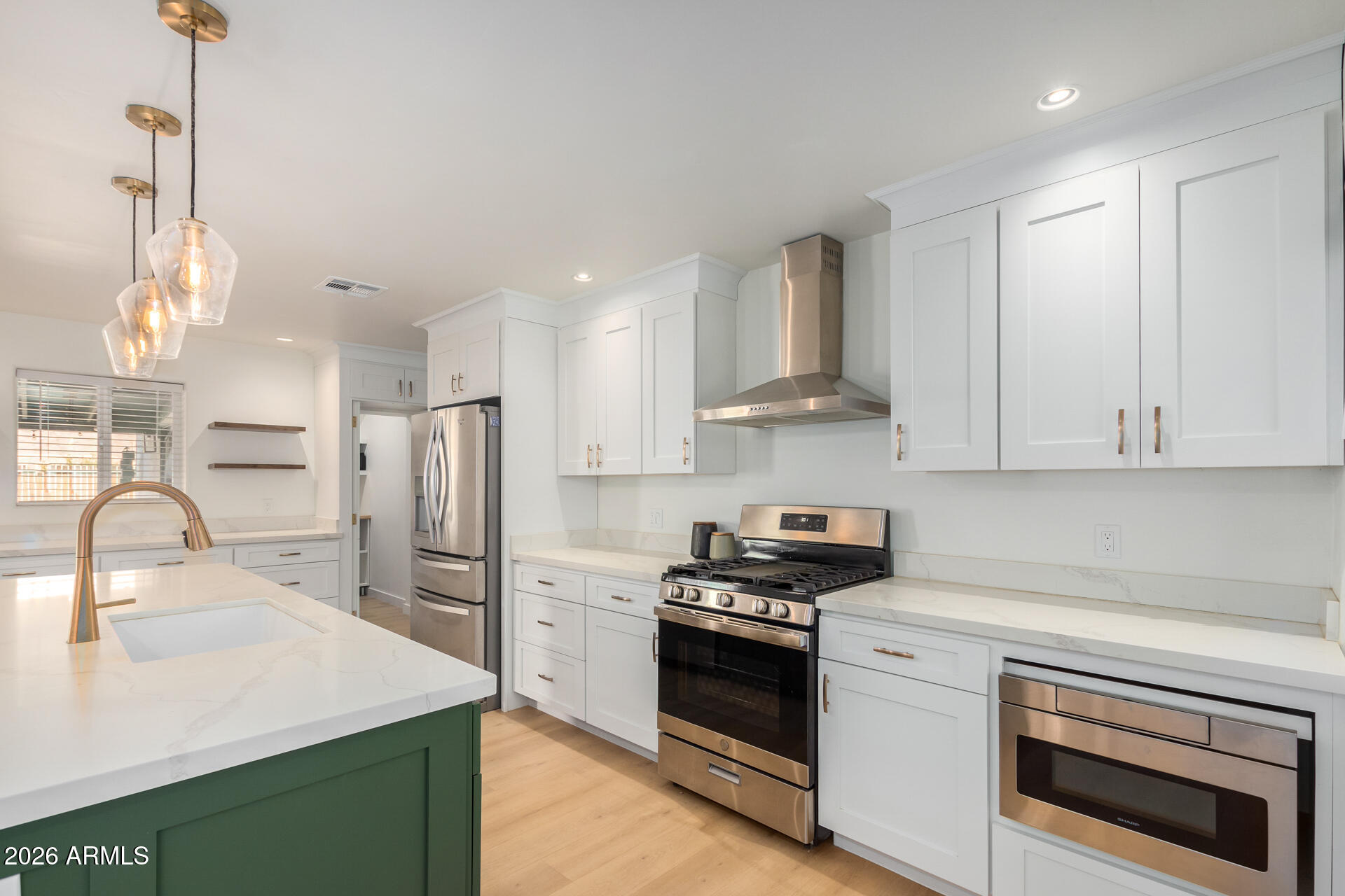 9829 North 4th Avenue Phoenix, AZ 85021 - Photo 5 of 32 Kitchen