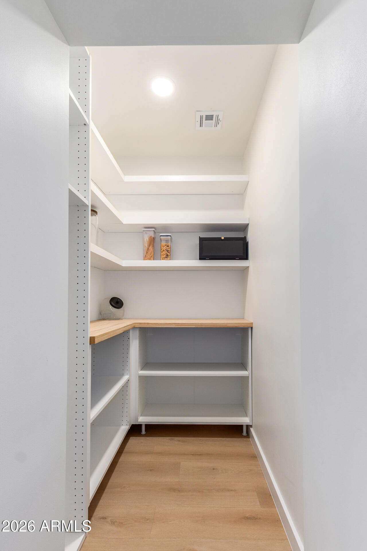 9829 North 4th Avenue Phoenix, AZ 85021 - Photo 10 of 32 Pantry