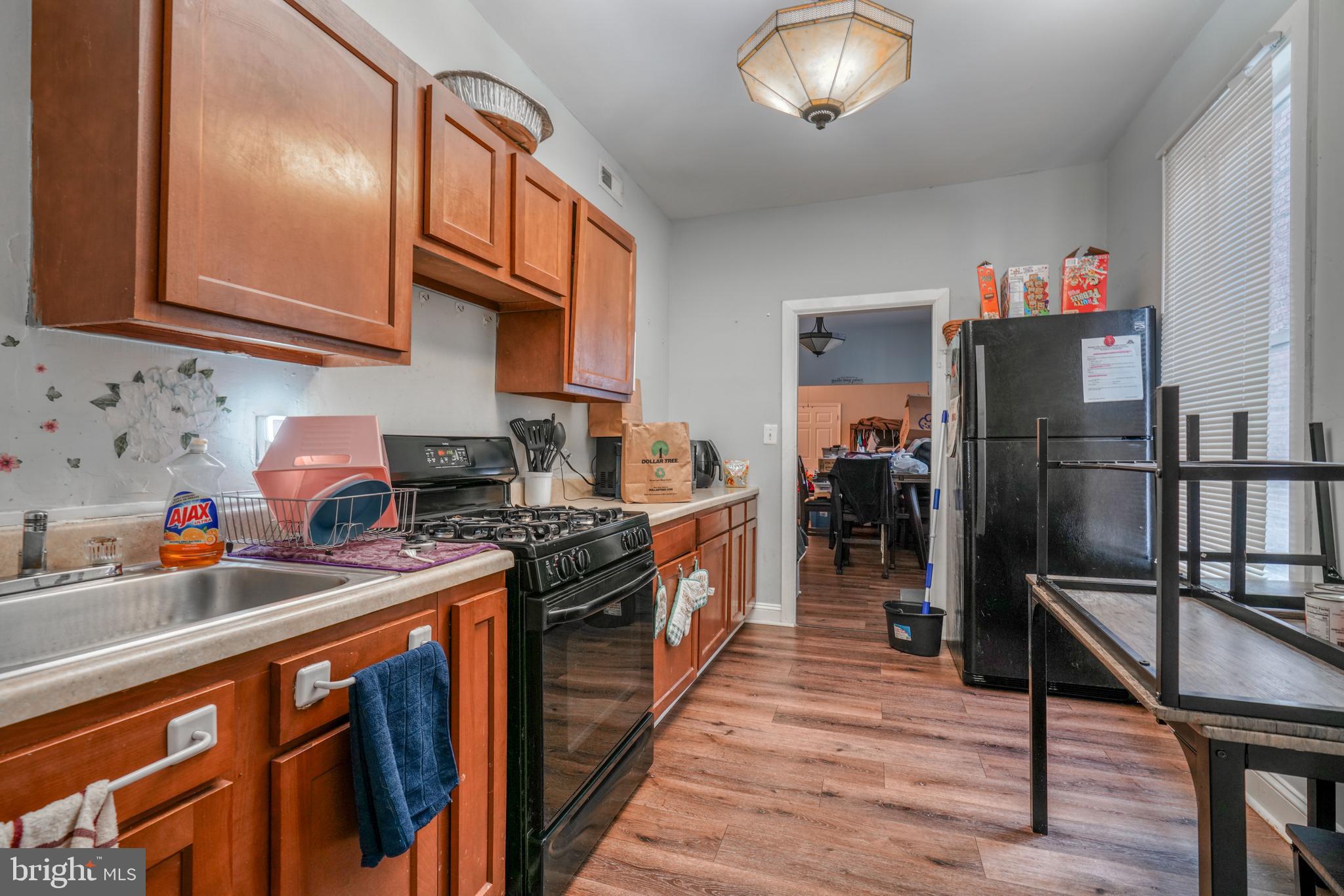 2307 Allendale Road Baltimore, MD 21216 - Photo 3 of 15