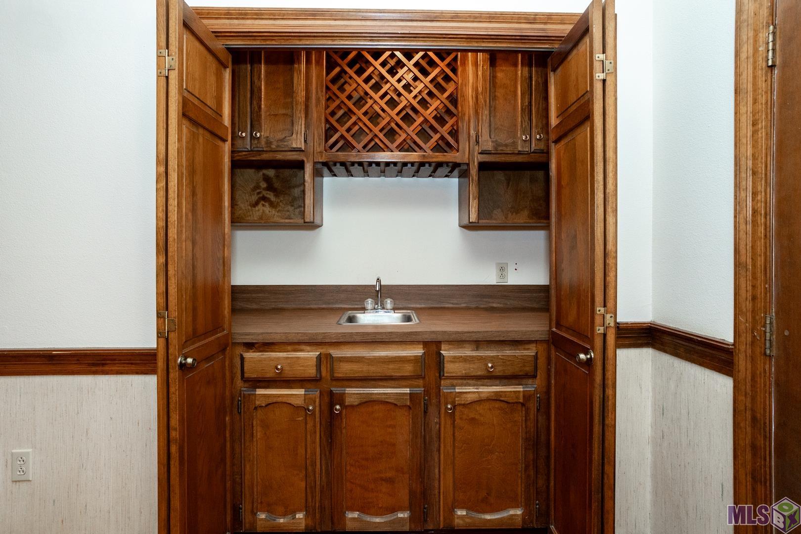 14002 Woodland Ridge Avenue Baton Rouge, LA 70816 - Photo 18 of 36 Gallery Image 18