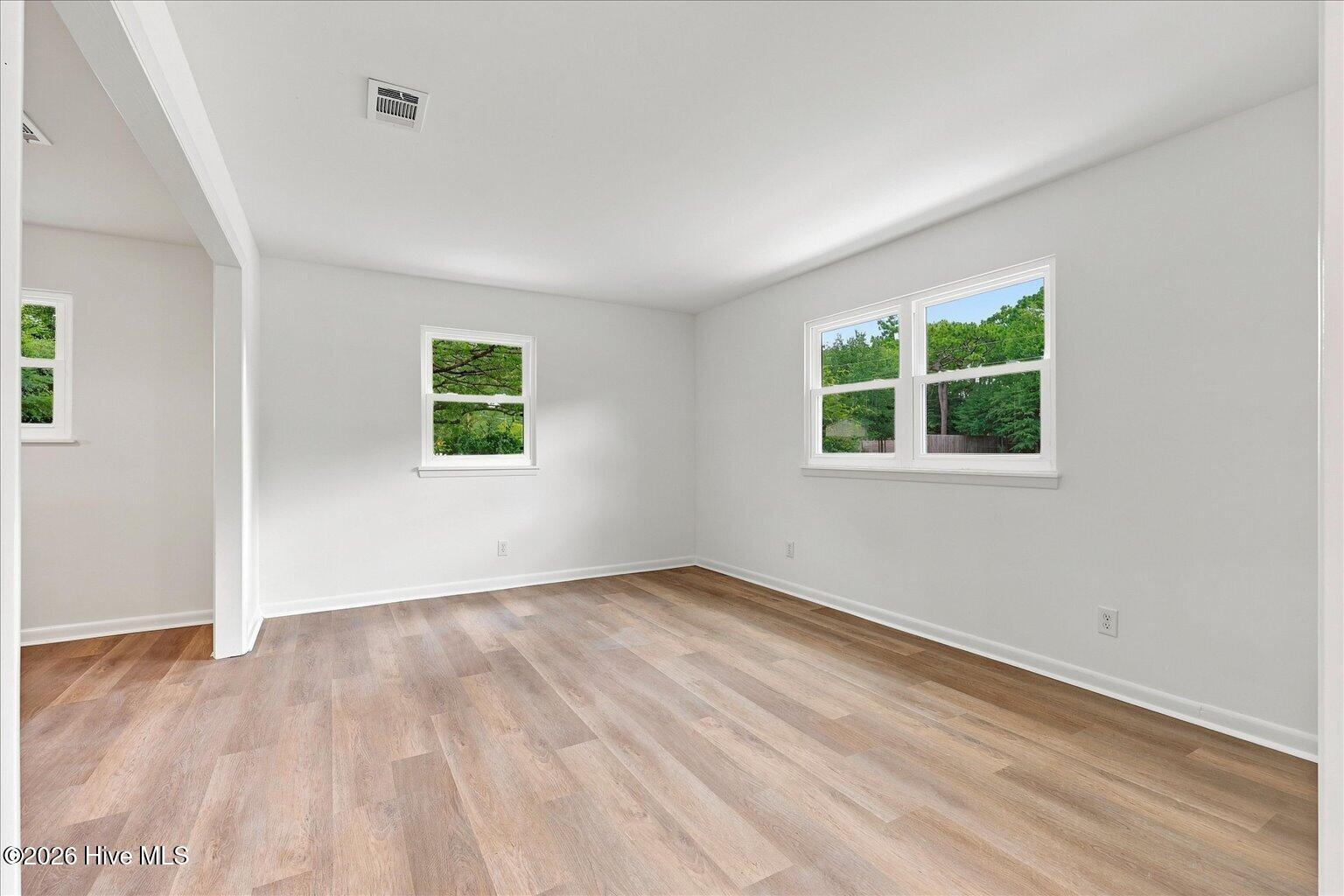 241 Lancaster Road Wilmington, NC 28409 - Photo 11 of 18 Gallery Image 11