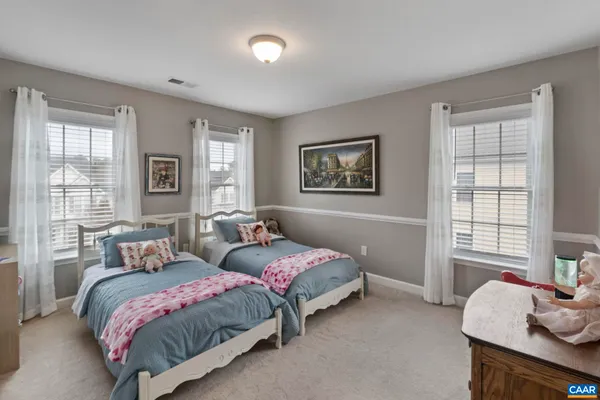 $529,900 | 63 Villa Avenue, Zion Crossroads, VA 22942