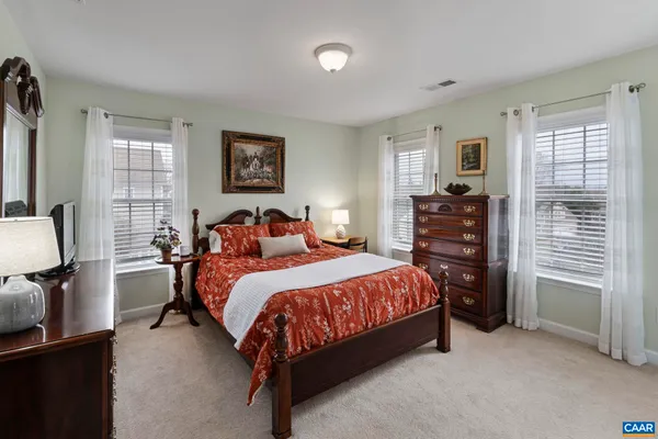 $529,900 | 63 Villa Avenue, Zion Crossroads, VA 22942