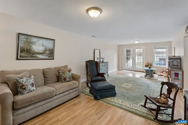 $529,900 | 63 Villa Avenue, Zion Crossroads, VA 22942