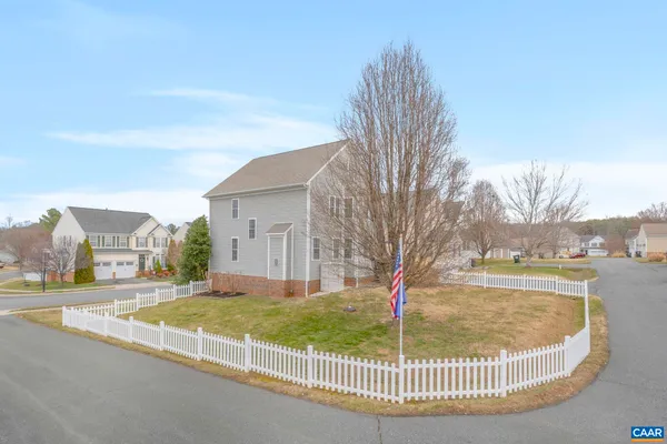 $529,900 | 63 Villa Avenue, Zion Crossroads, VA 22942