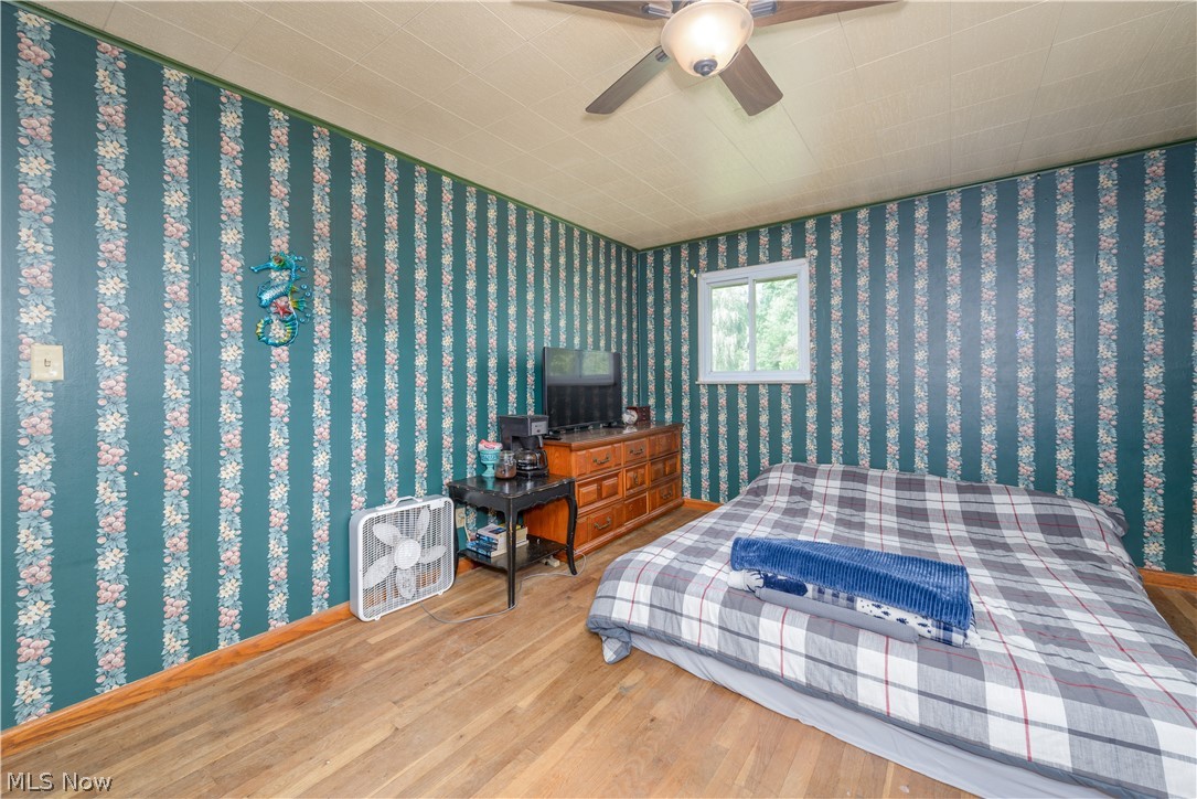 996 Georgetown Road Salem, OH 44460 - Photo 13 of 19 Primary Bedroom