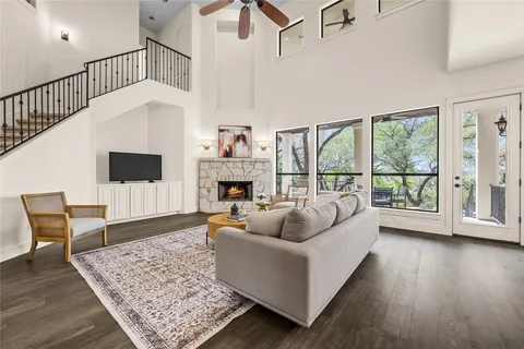 $1,450,000 | 13601 Montview Drive, Austin, TX 78732