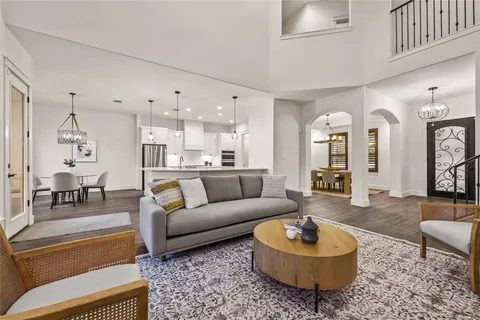 $1,450,000 | 13601 Montview Drive, Austin, TX 78732