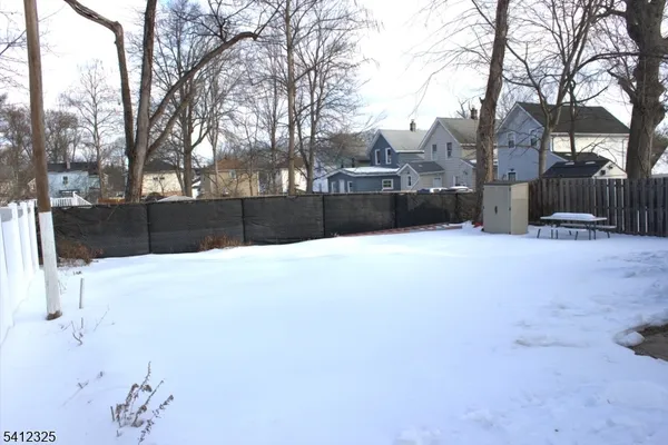 $2,200 | 239 East 9th Avenue, Roselle, NJ 07203