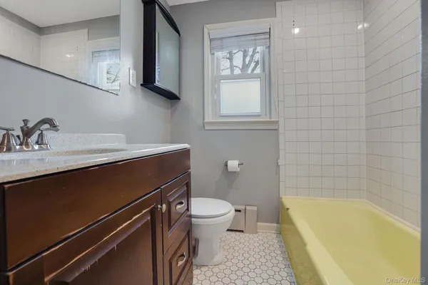 $4,600 | 2 Gillis Avenue, Unit 1, Nyack, NY 10960