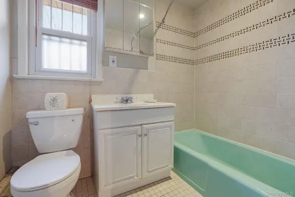 $4,600 | 2 Gillis Avenue, Unit 1, Nyack, NY 10960