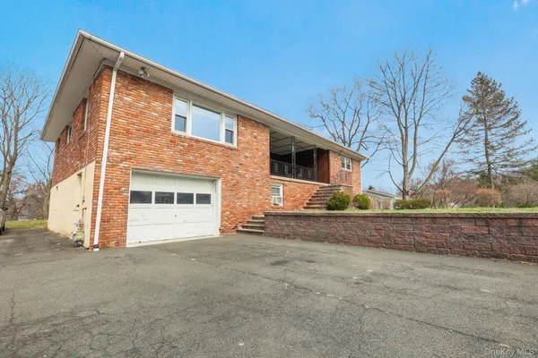 $4,600 | 2 Gillis Avenue, Unit 1, Nyack, NY 10960