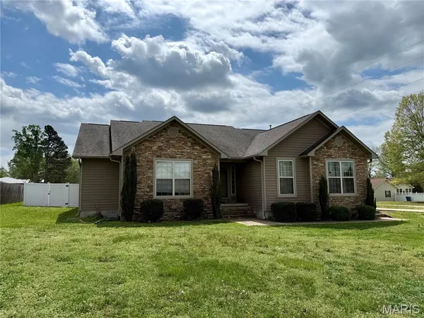 $269,900 | 2013 Tumbleweed Trail, Poplar Bluff, MO 63901