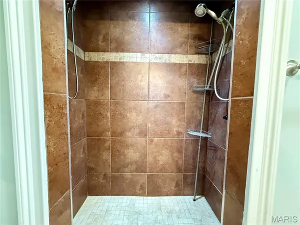 $269,900 | 2013 Tumbleweed Trail, Poplar Bluff, MO 63901
