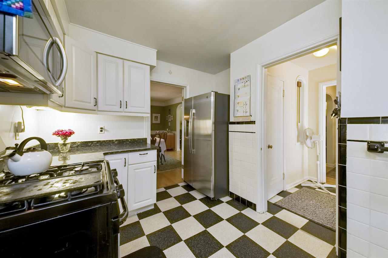 1366 Audubon Road Grosse Pointe, MI 48230 - Photo 13 of 38 50018031-12.JPG