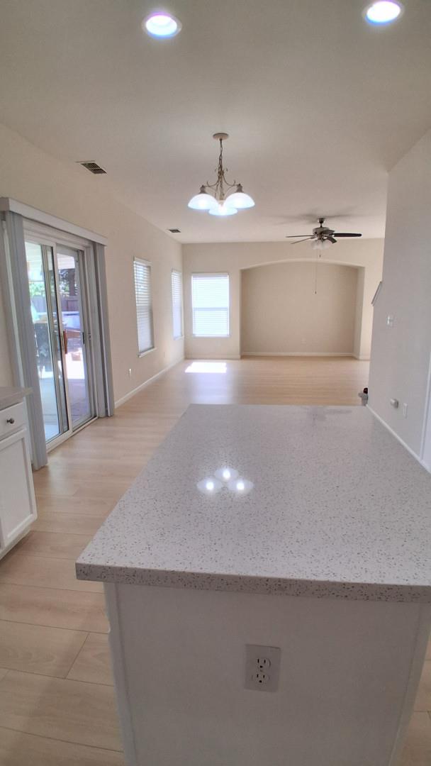 607 Riley Ford Lane Stockton, CA 95206 - Photo 9 of 24 Gallery Image 9