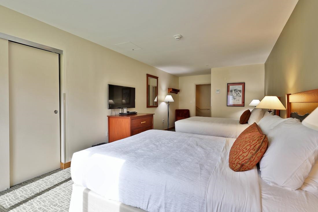 228 East Mountain Road, Unit 152I Killington, VT 05751 - Photo 25 of 36 Gallery Image 25