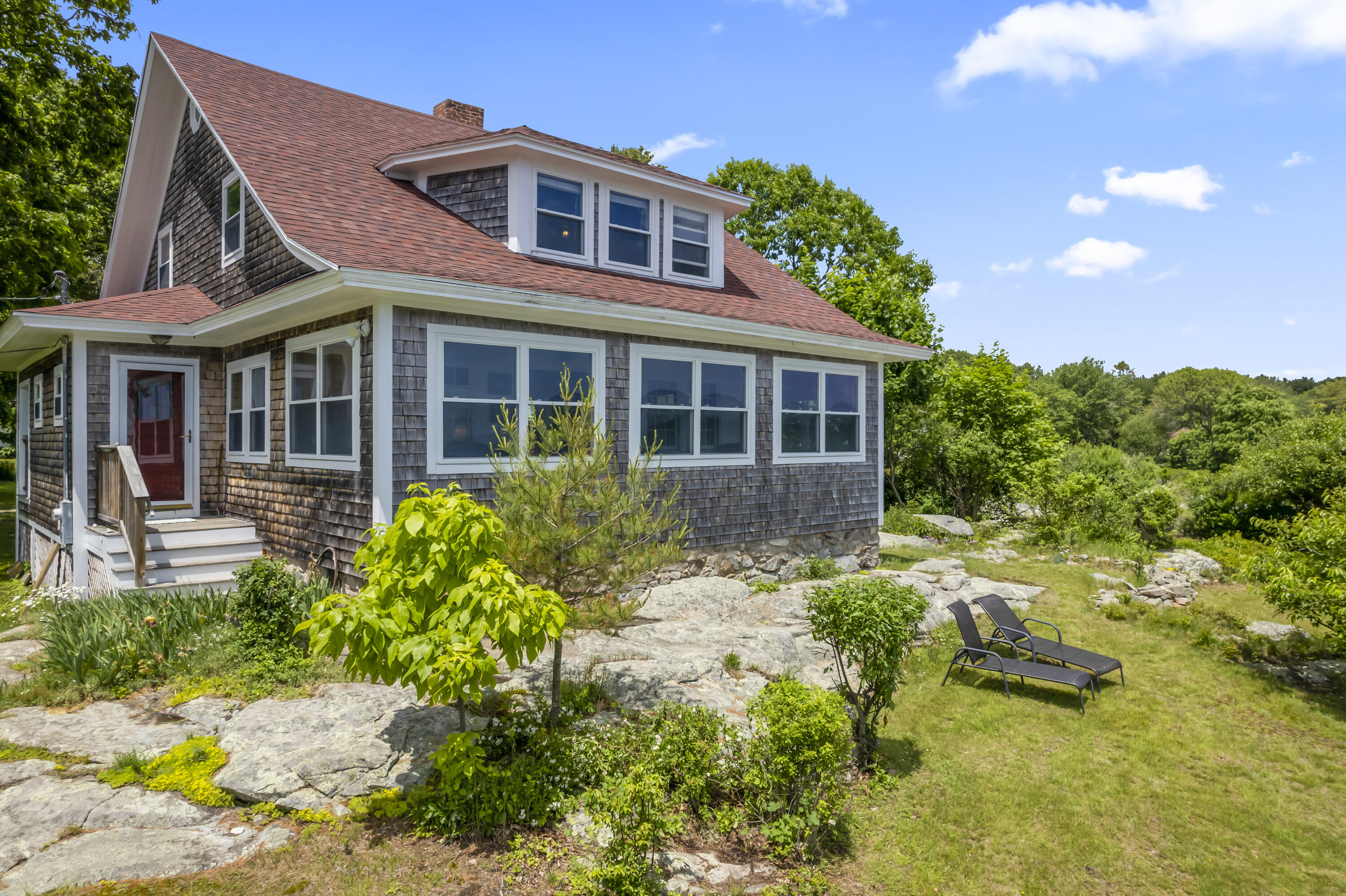 4 Hamlin Place York, ME 03909 - Photo 4 of 63 4 Hamlin Place, York