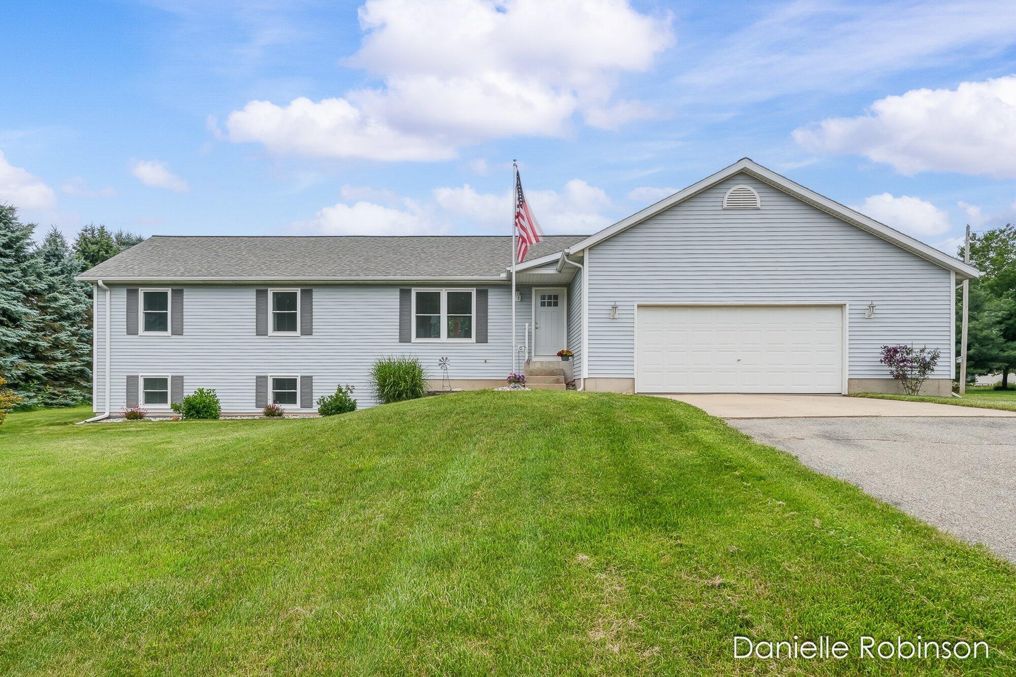 6829 12 Mile Road Northeast Rockford, MI 49341 - Photo 66 of 70 67-WM682912mile-12