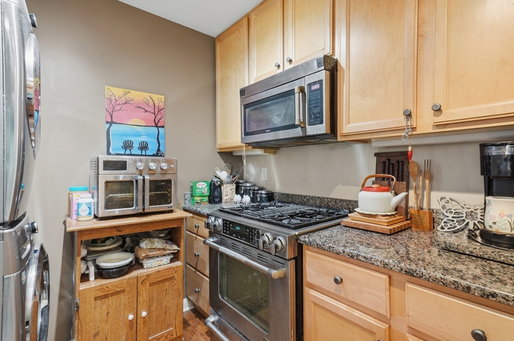 36 Village Road, Unit 613 Middleton, MA 01949 - Photo 11 of 34