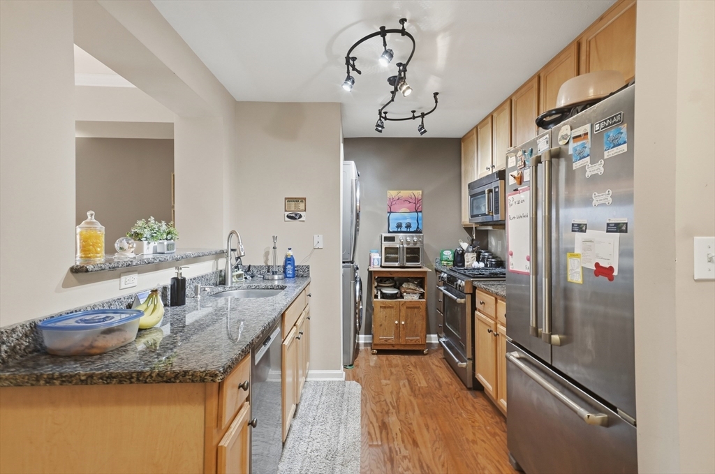 36 Village Road, Unit 613 Middleton, MA 01949 - Photo 8 of 34