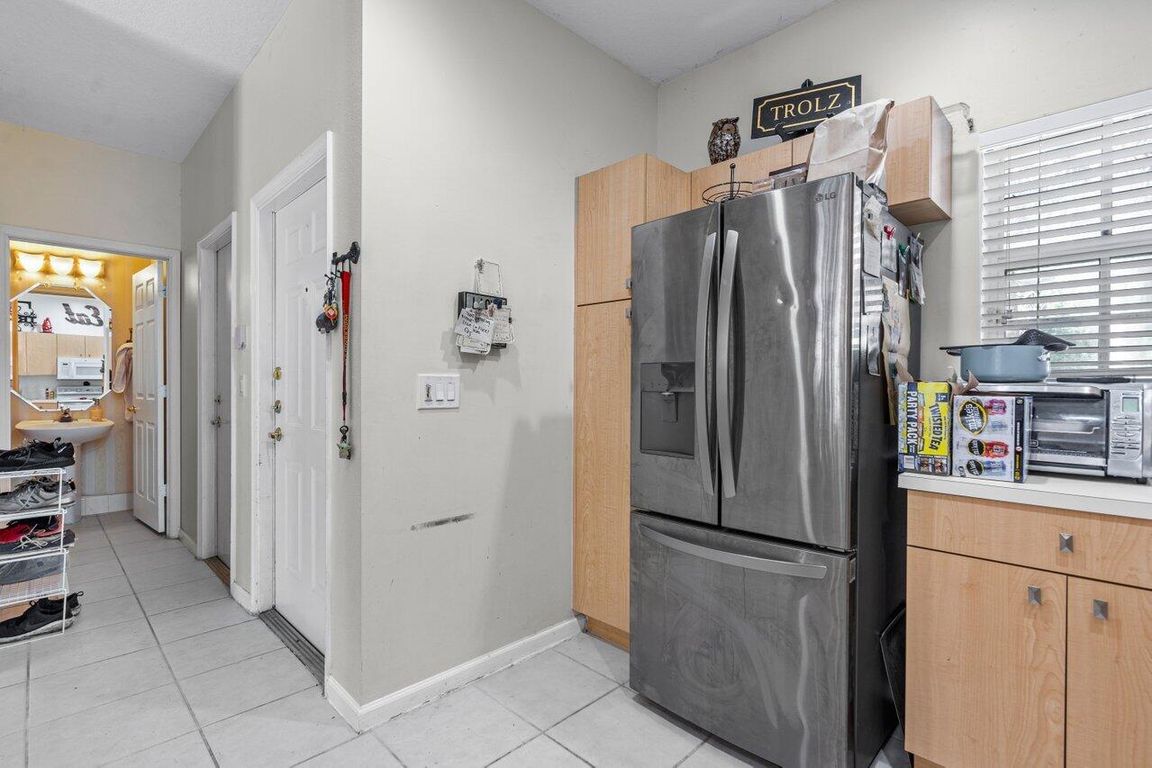 10102 Boca Palm Drive Boca Raton, FL 33498 - Photo 12 of 25 013-10102BocaPalmDrive-BocaRaton-FL-3349