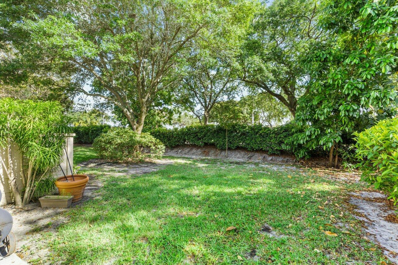 10102 Boca Palm Drive Boca Raton, FL 33498 - Photo 16 of 25 024-10102BocaPalmDrive-BocaRaton-FL-3349