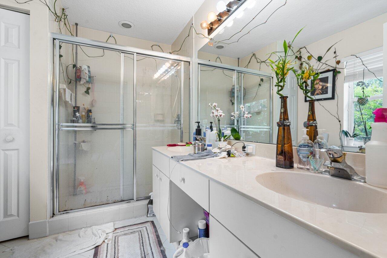 10102 Boca Palm Drive Boca Raton, FL 33498 - Photo 21 of 25 021-10102BocaPalmDrive-BocaRaton-FL-3349