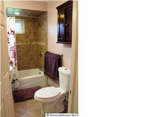 64 St George Place Keyport, NJ 07735 - Photo 8 of 16 Additional Photo