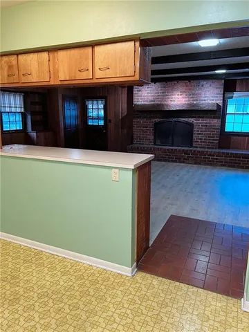 $197,500 | 203 Crestwood Lane, Pittsburg, KS 66762