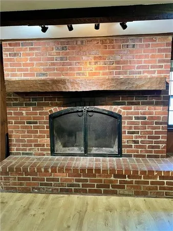 $210,000 | 203 Crestwood Lane, Pittsburg, KS 66762
