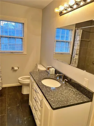 $197,500 | 203 Crestwood Lane, Pittsburg, KS 66762