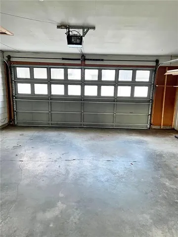 $197,500 | 203 Crestwood Lane, Pittsburg, KS 66762