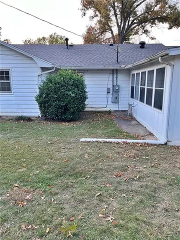 $197,500 | 203 Crestwood Lane, Pittsburg, KS 66762