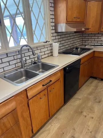 $210,000 | 203 Crestwood Lane, Pittsburg, KS 66762