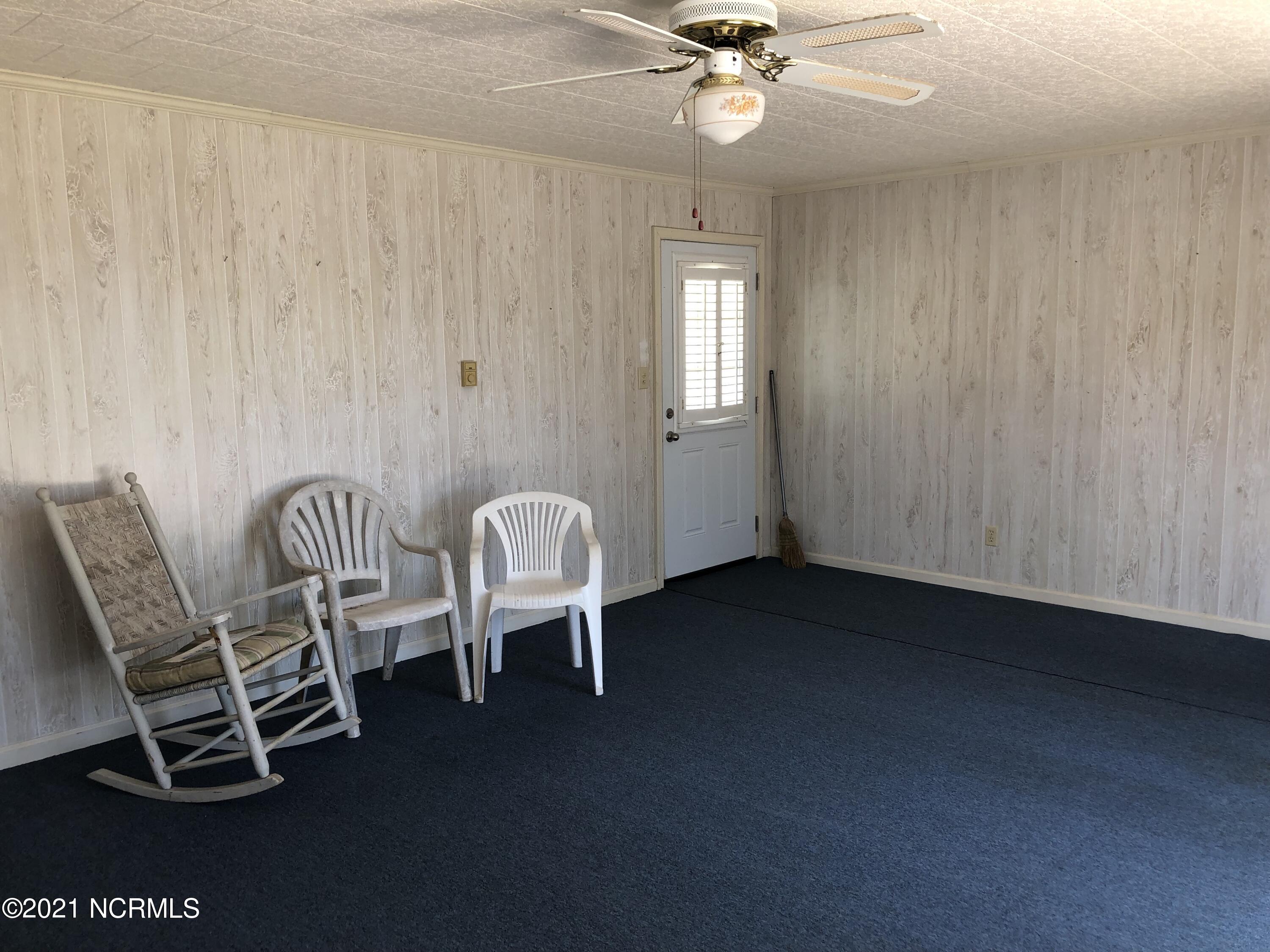 267 Hideaway Road Belhaven, NC 27810 - Photo 17 of 31 SPHA - LR - 1