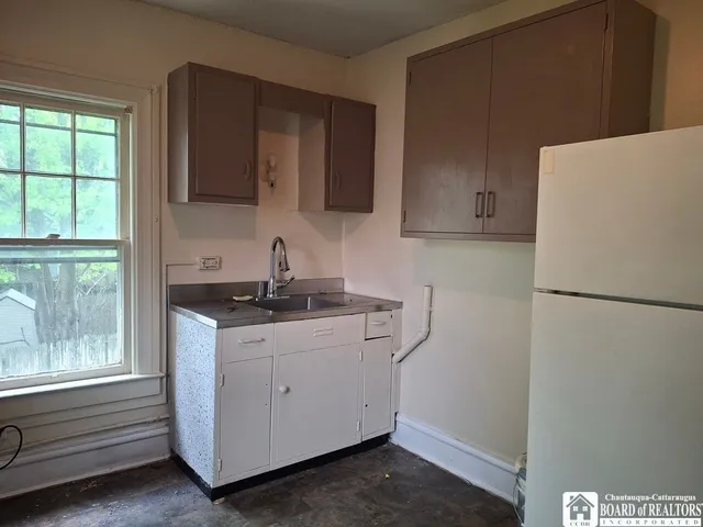 $79,000 | 11 Prather Avenue, Jamestown, NY 14701