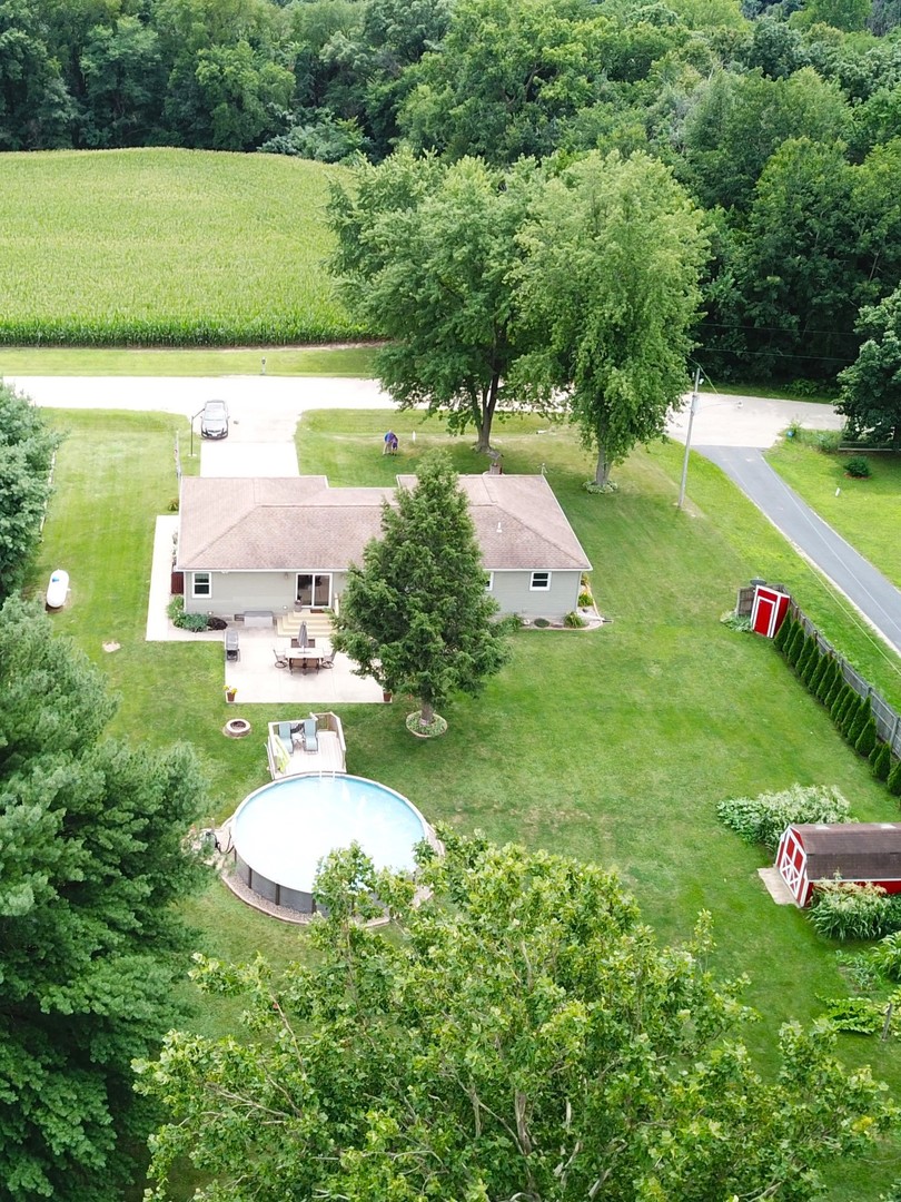 1937 North 3609th Road Ottawa, IL 61350 - Photo 6 of 41