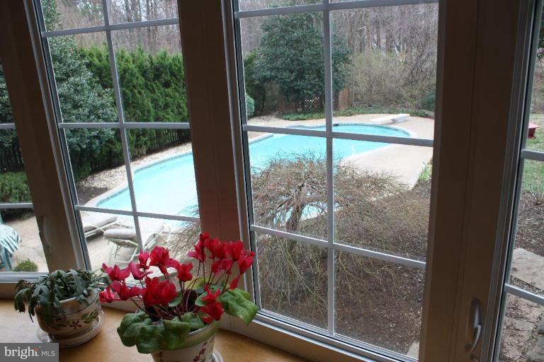 10169 Wavell Road Fairfax, VA 22032 - Photo 15 of 30 View of Sylvan Pool from the Breakfast Room Bay