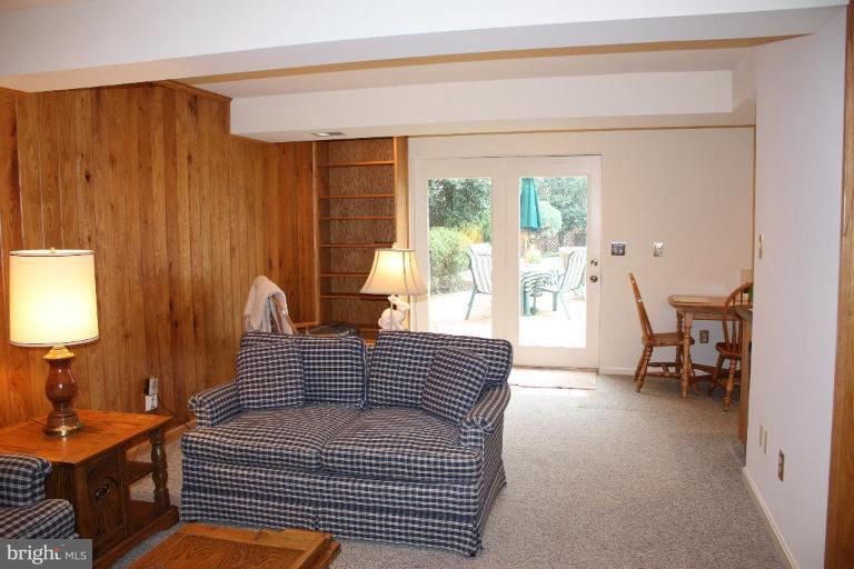 10169 Wavell Road Fairfax, VA 22032 - Photo 21 of 30 French Doors from Rec Roomm to patio and POOL