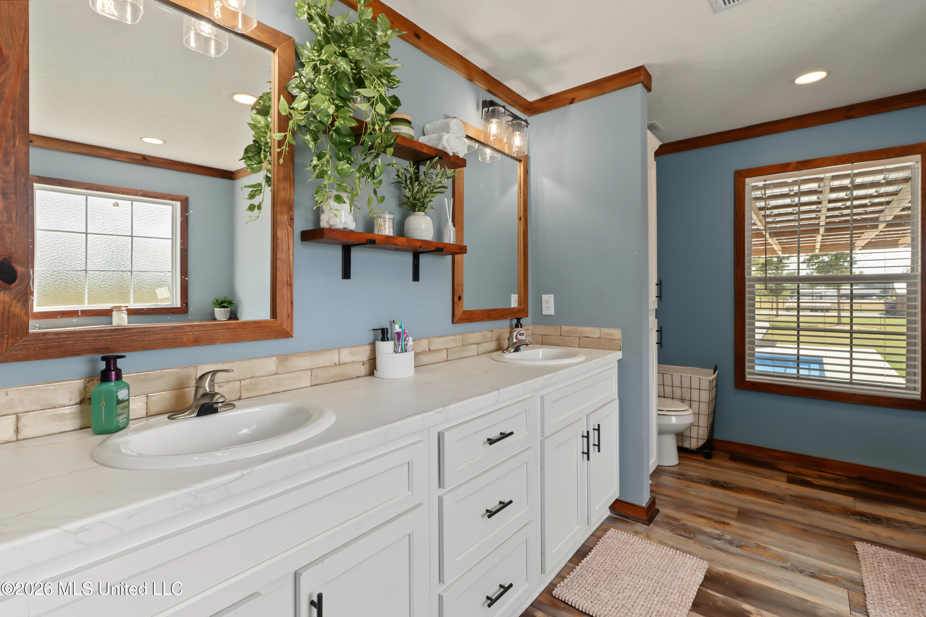 326 West Wire Road Perkinston, MS 39573 - Photo 25 of 42 Primary Suite