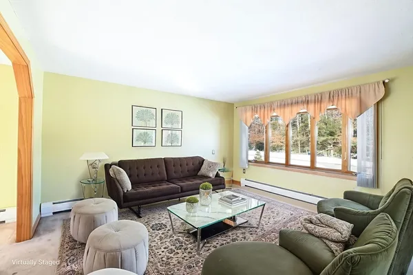 $749,900 | 7 Randall Road, Rochester, MA 02770