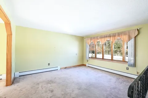 $749,900 | 7 Randall Road, Rochester, MA 02770