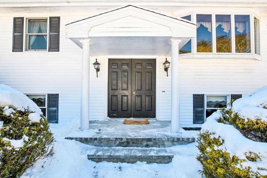 7 Randall Road Rochester, MA 02770 - Photo 30 of 37